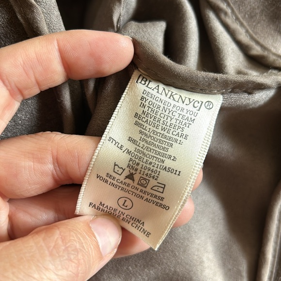 Blank NYC Faux Suede Zip Up Moto Jacket Women's size L - Picture 8 of 9